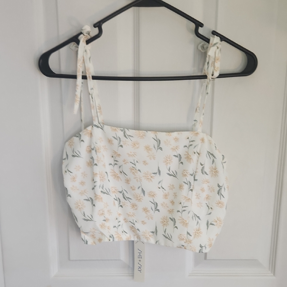 She + Sky Floral White and Yellow Crop Top